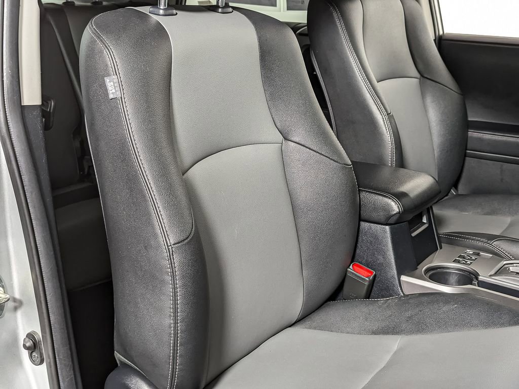 Certified 2022 Toyota 4Runner SR5 Premium image 37