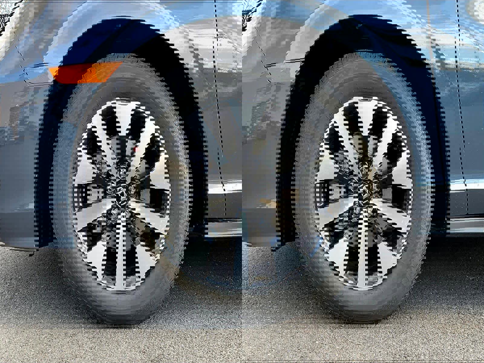 New 2026 Honda Odyssey EX-L image 8