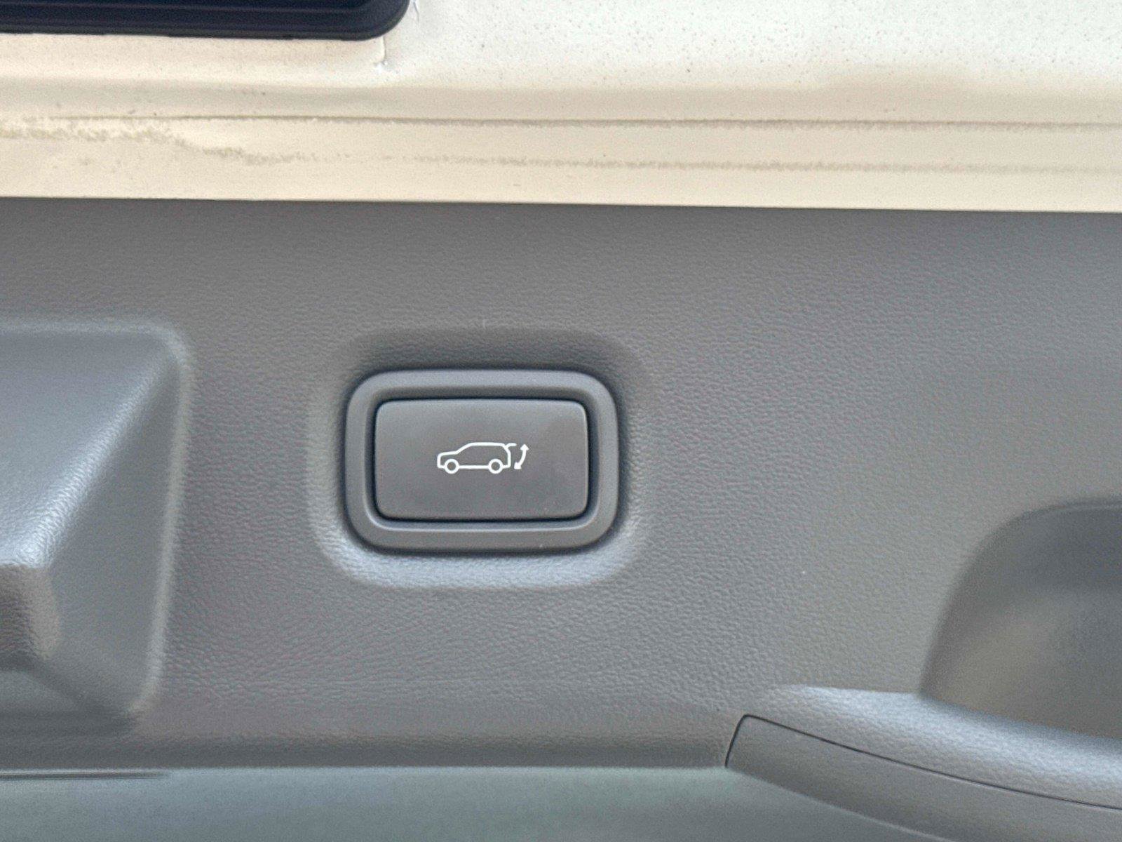 Used 2024 Hyundai Ioniq 5 SEL RWD image 13