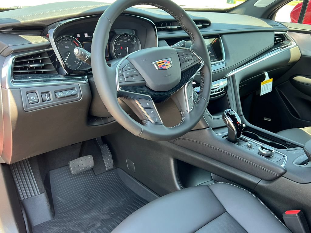 New 2026 Cadillac XT5 Premium Luxury w/ Driver Assist Package AWD/4WD image 16