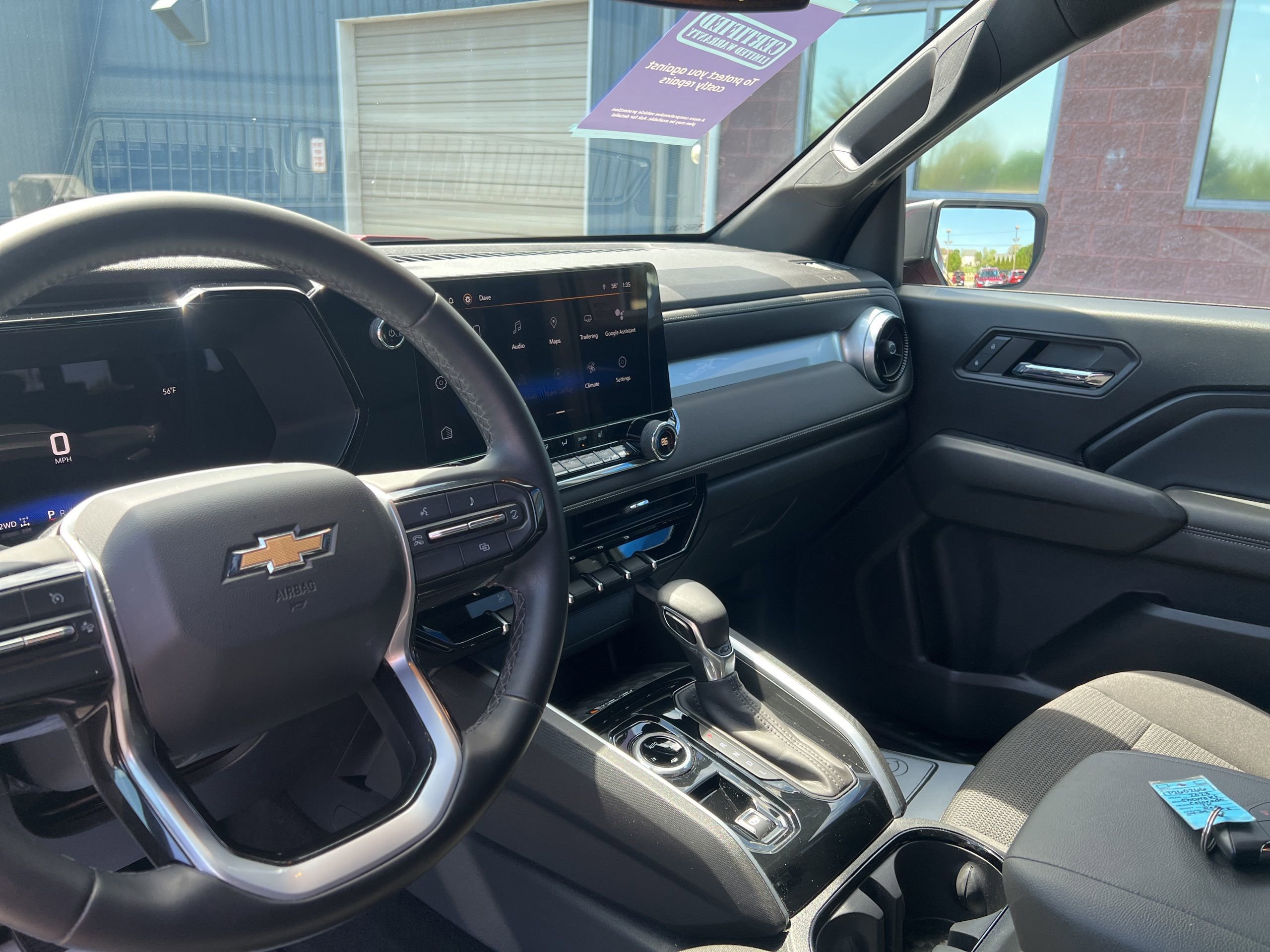 Used 2023 Chevrolet Colorado LT w/ LT Convenience Package II AWD/4WD image 12