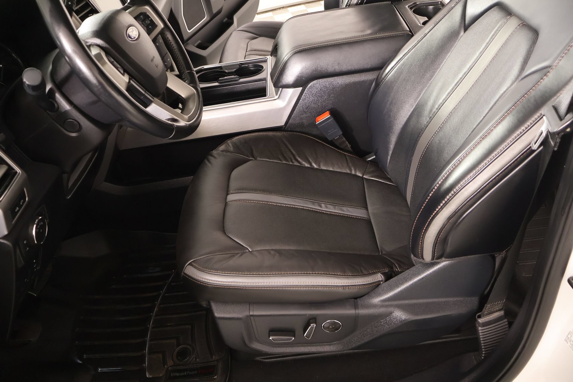 Used 2020 Ford F250 Platinum AWD/4WD image 12