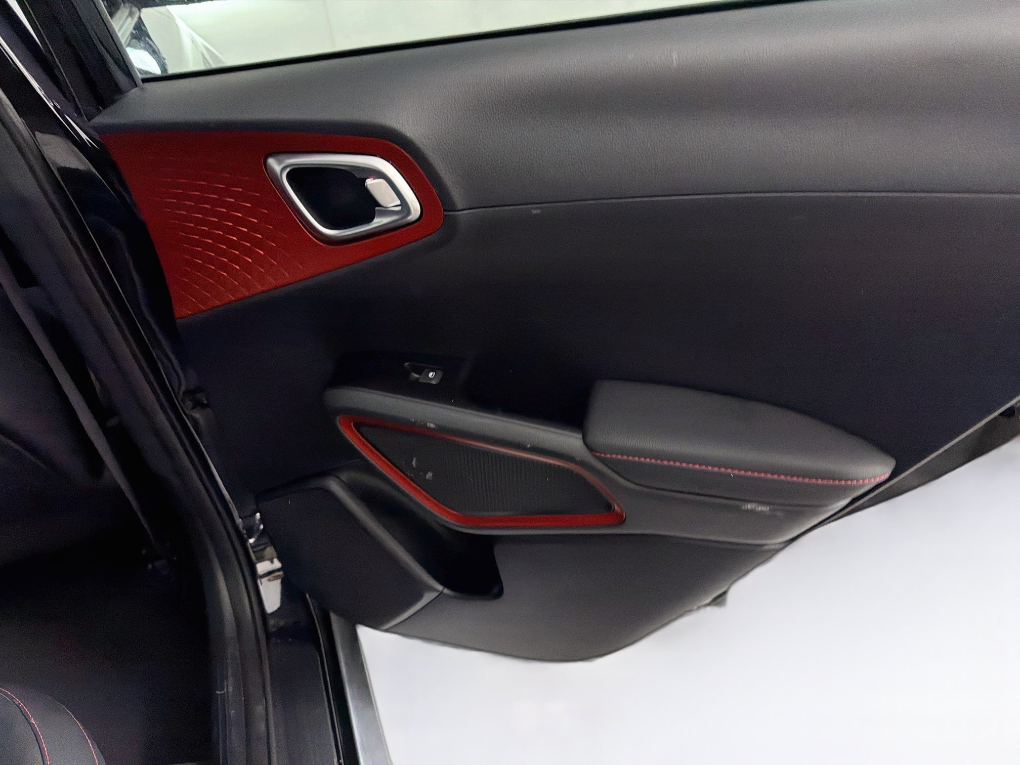 Used 2023 Kia Soul GT-Line w/ GT-Line Technology Package FWD image 30