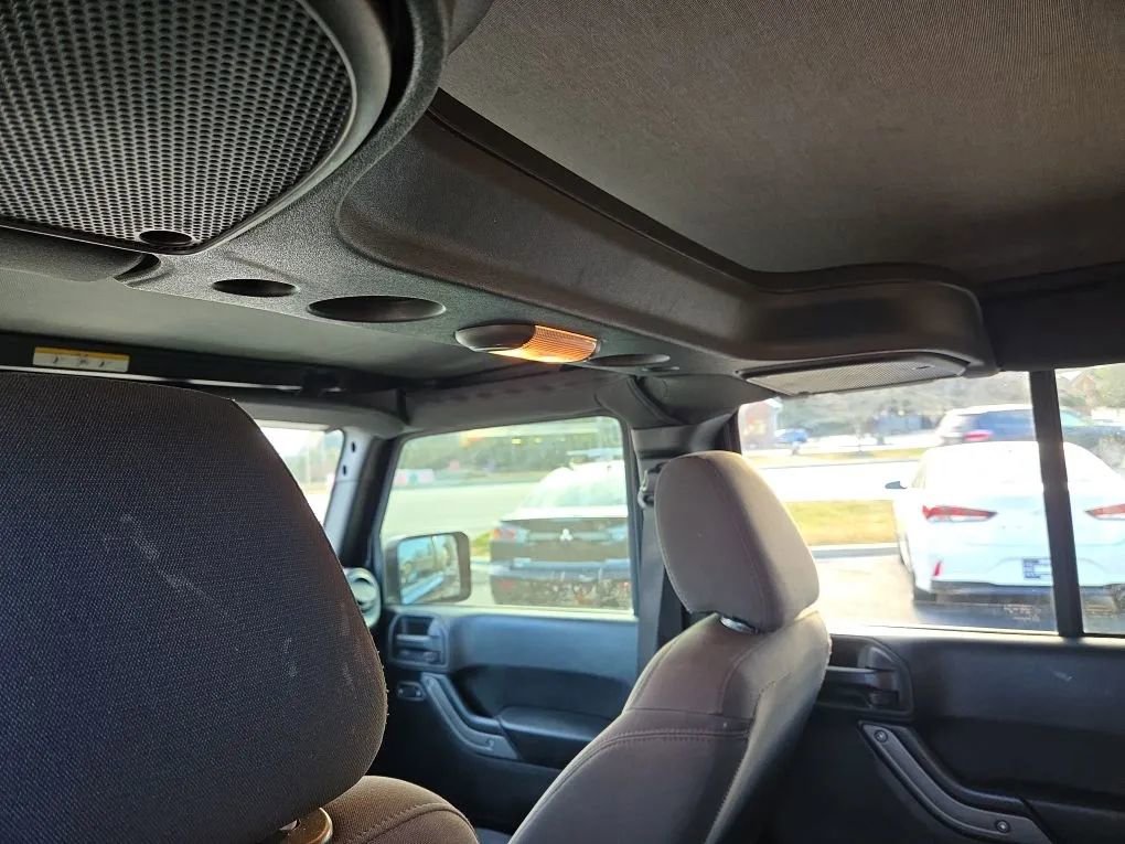 Used 2015 Jeep Wrangler Unlimited Sport w/ Quick Order Package 24S image 18