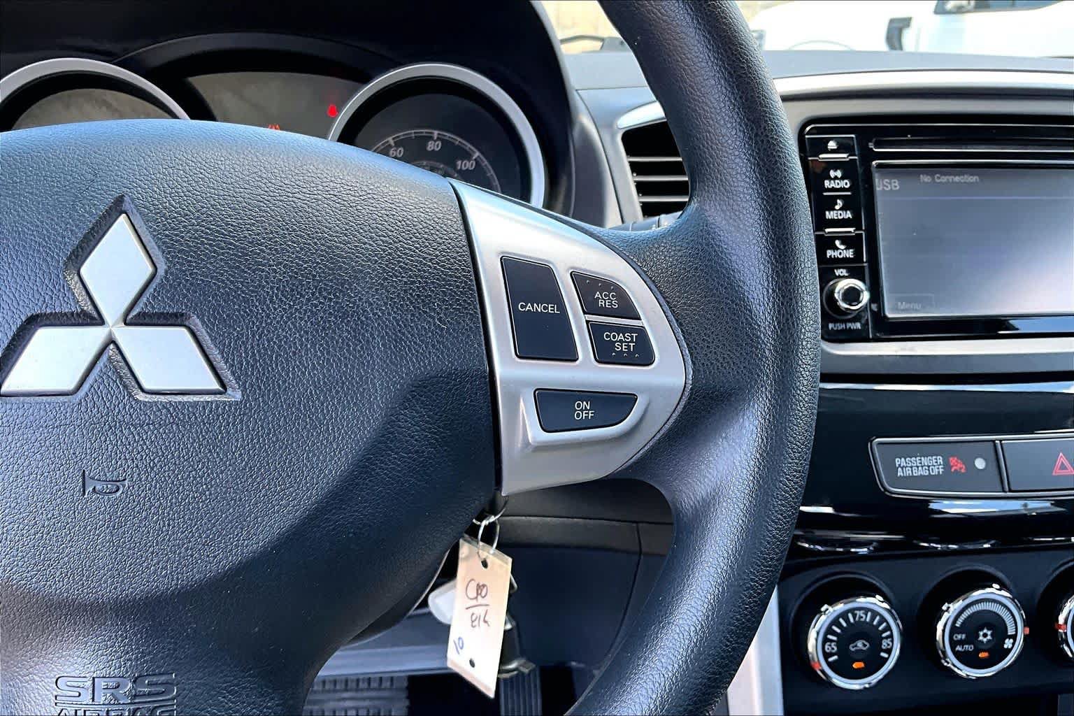 Used 2017 Mitsubishi Lancer ES FWD image 25