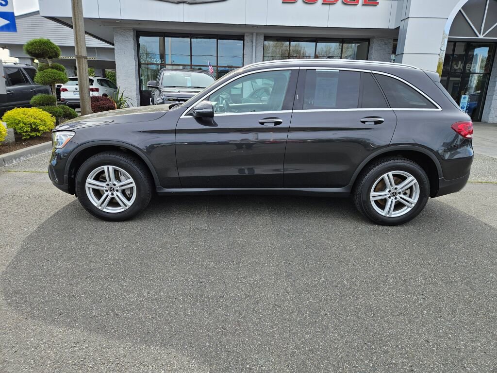 Used 2020 Mercedes-Benz GLC 300 4MATIC image 2