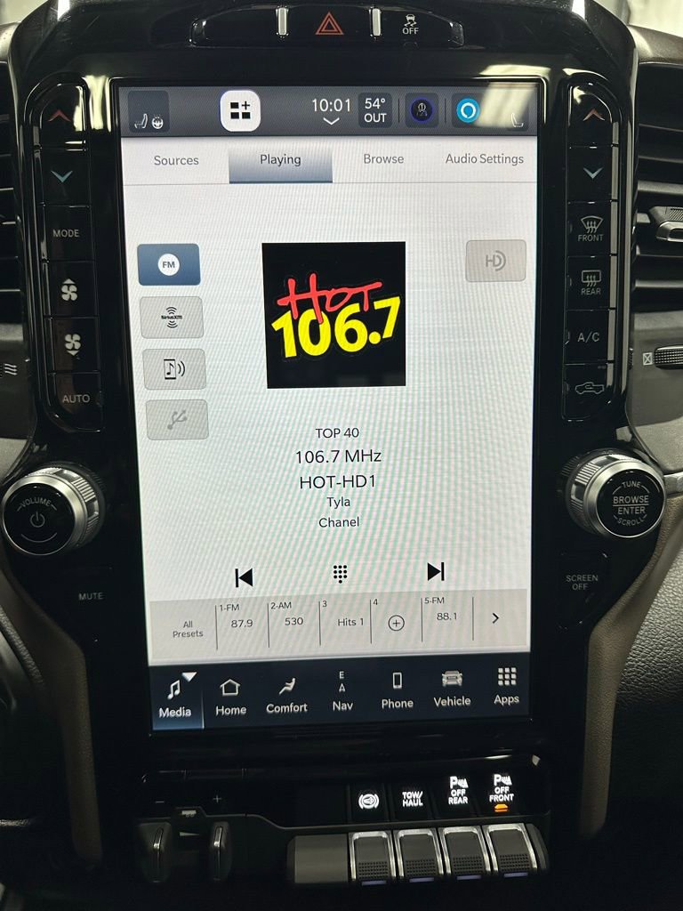 Used 2024 RAM 2500 Laramie image 26