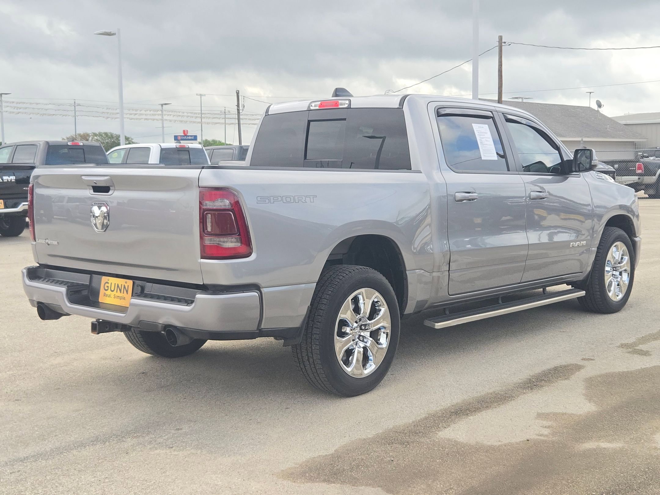 Used 2022 RAM 1500 Lone Star image 3