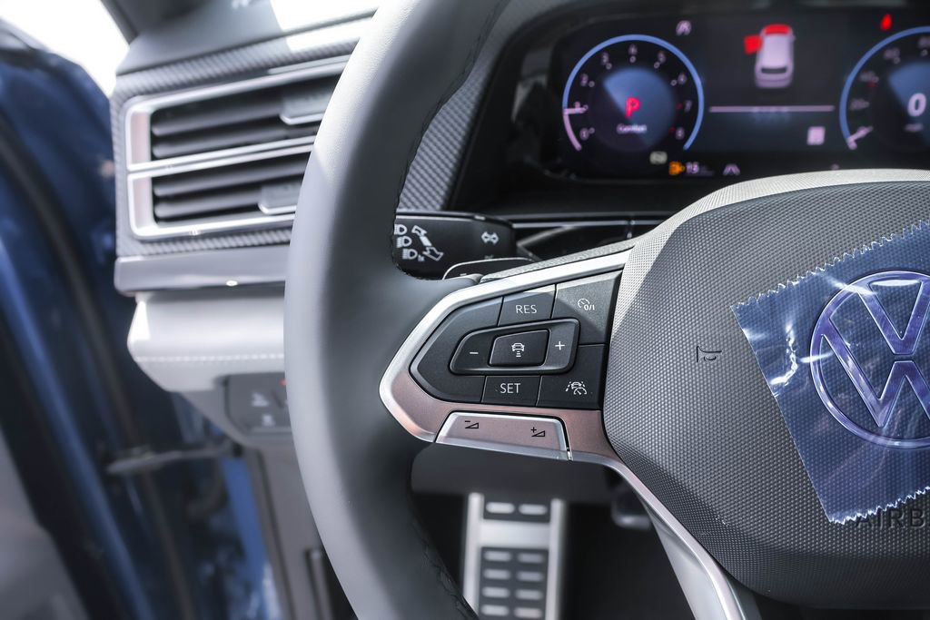 New 2026 Volkswagen Atlas Cross Sport SEL R-Line image 25