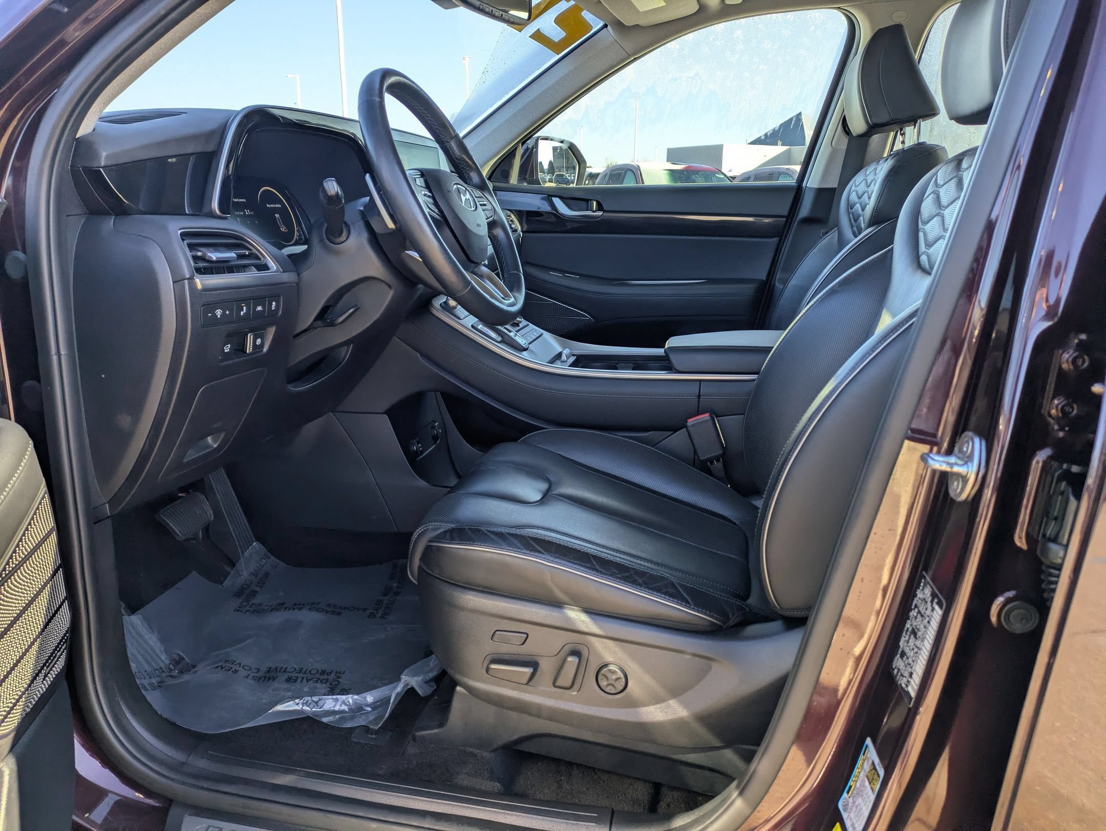 Used 2021 Hyundai Palisade Limited w/ Winter Package AWD/4WD image 14