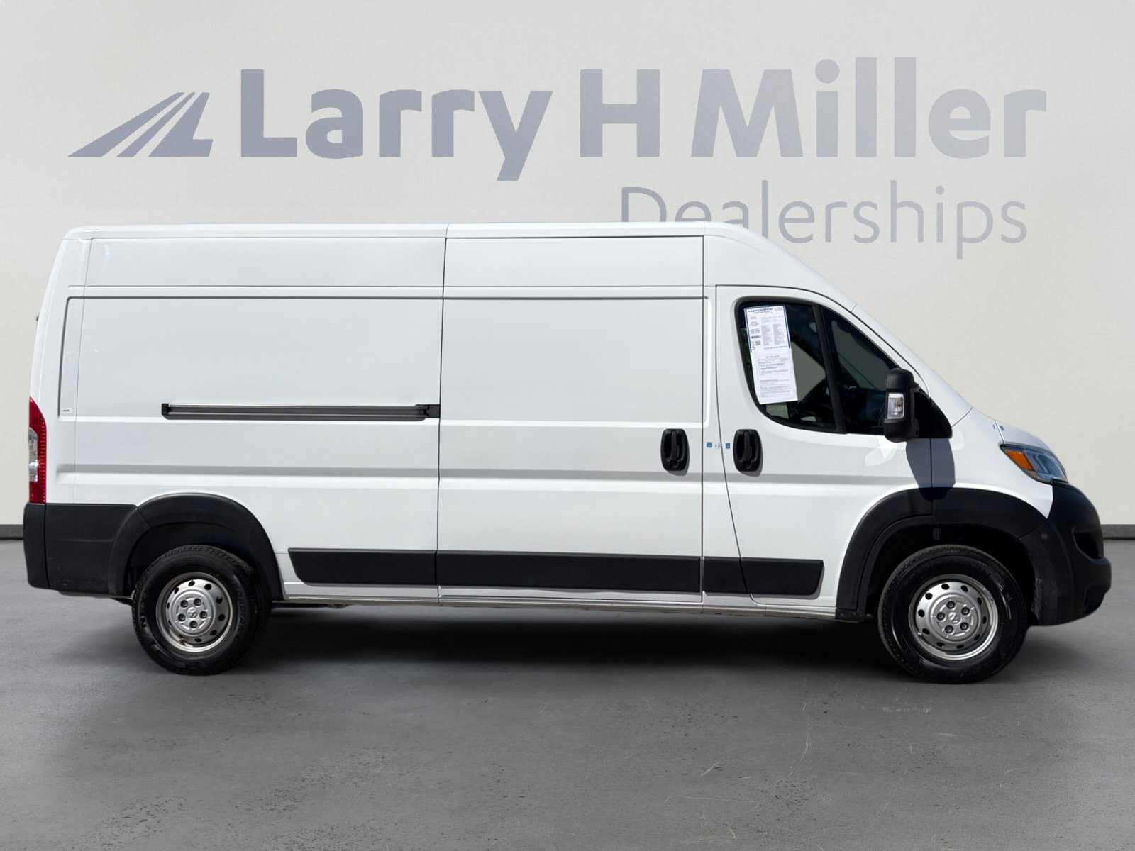 Used 2023 RAM ProMaster 2500 FWD image 7