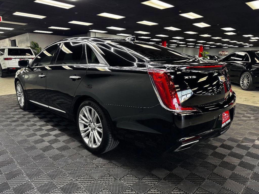 Used 2018 Cadillac XTS Luxury image 11