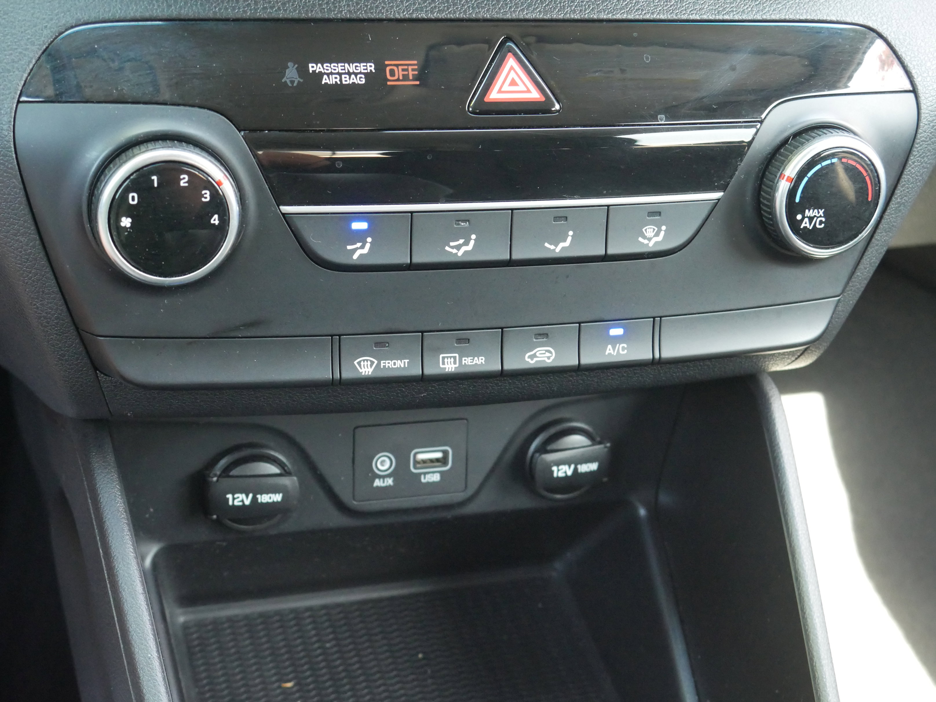 Used 2019 Hyundai Tucson SE AWD/4WD image 12
