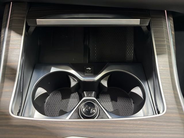 Used 2026 BMW X7 xDrive40i w/ Premium Package image 41