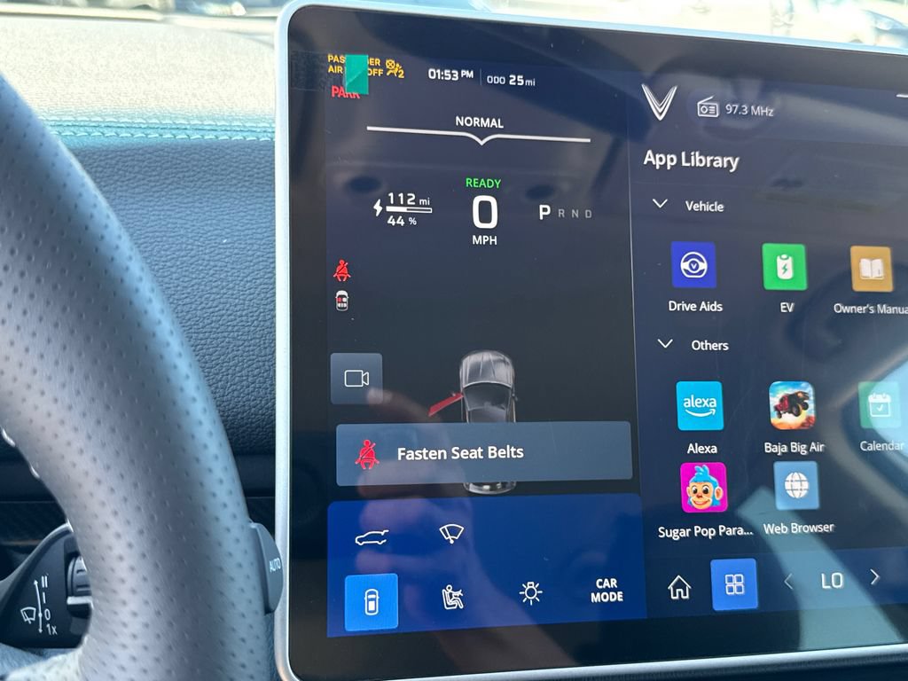 New 2027 VinFast VF 8 Eco AWD/4WD image 32
