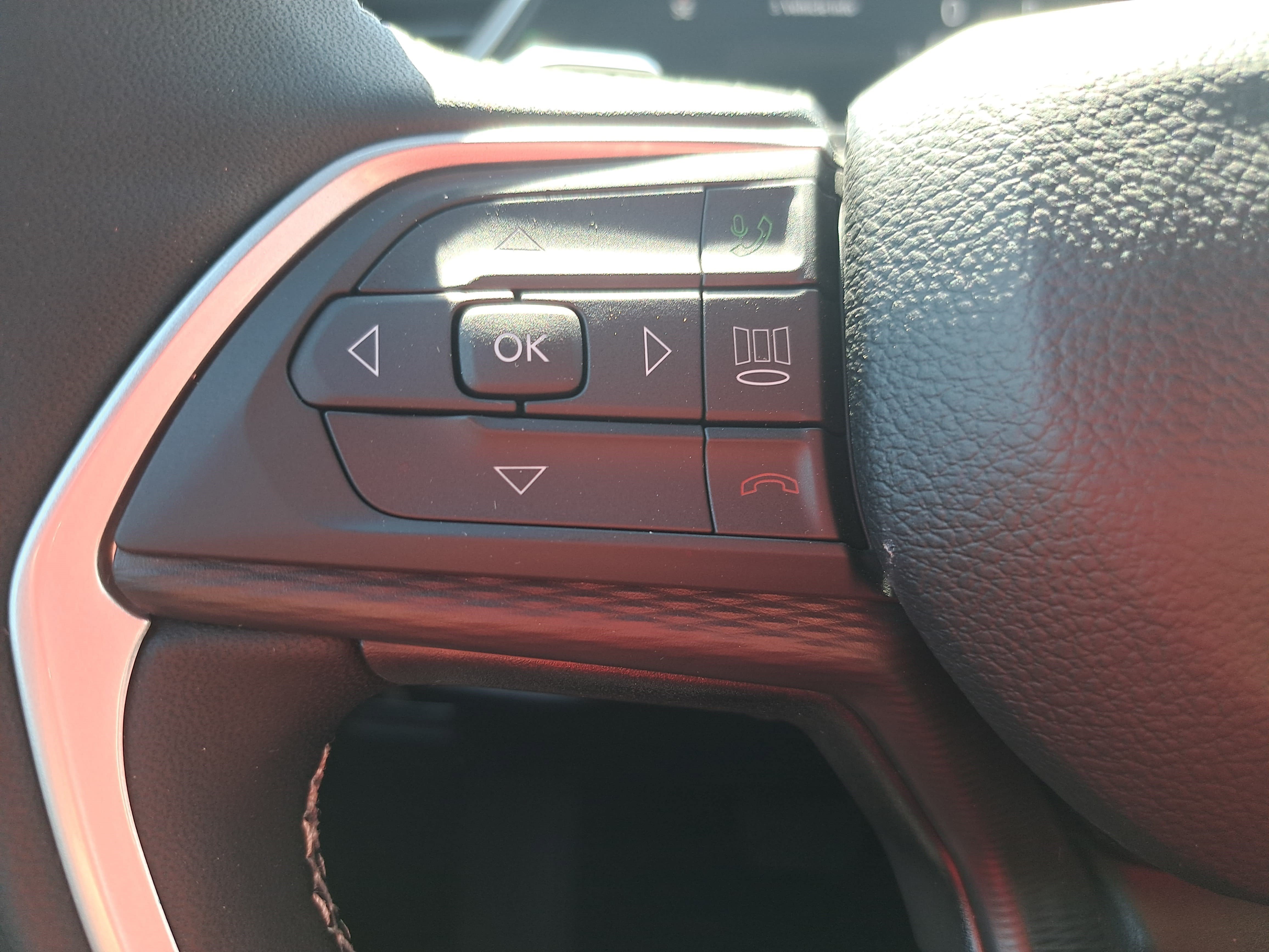 New 2026 Jeep Grand Cherokee Laredo X AWD/4WD image 17
