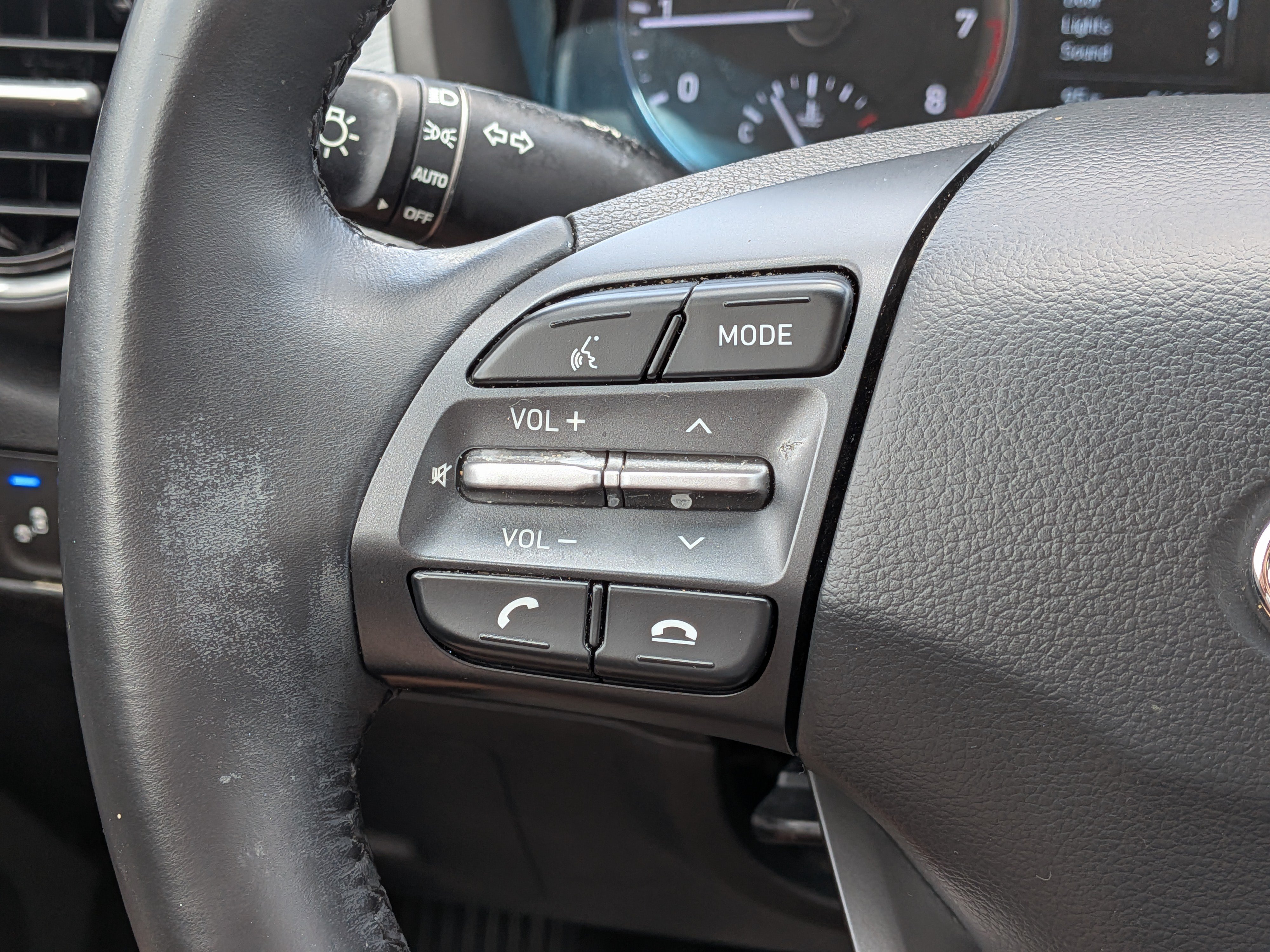 Used 2019 Hyundai Kona SEL FWD image 24