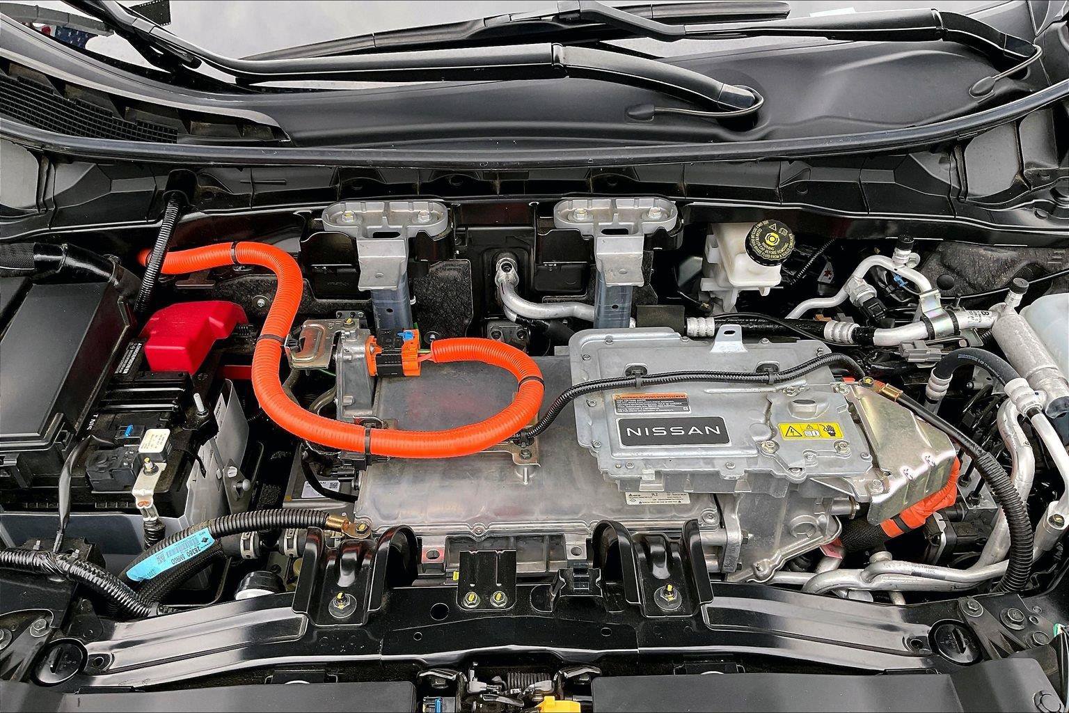Certified 2023 Nissan Ariya FWD image 10