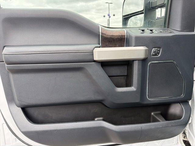 Used 2022 Ford F350 Lariat w/ Chrome Package AWD/4WD image 17