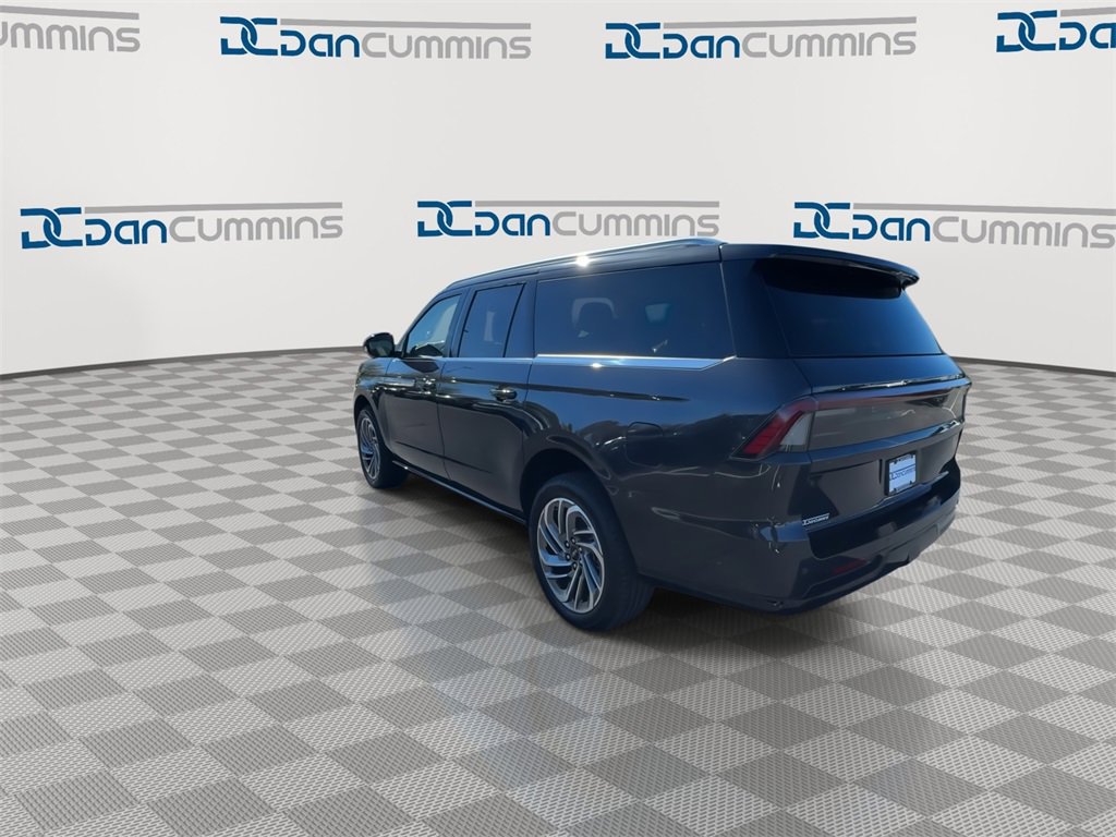 New 2025 Lincoln Navigator L Reserve image 6