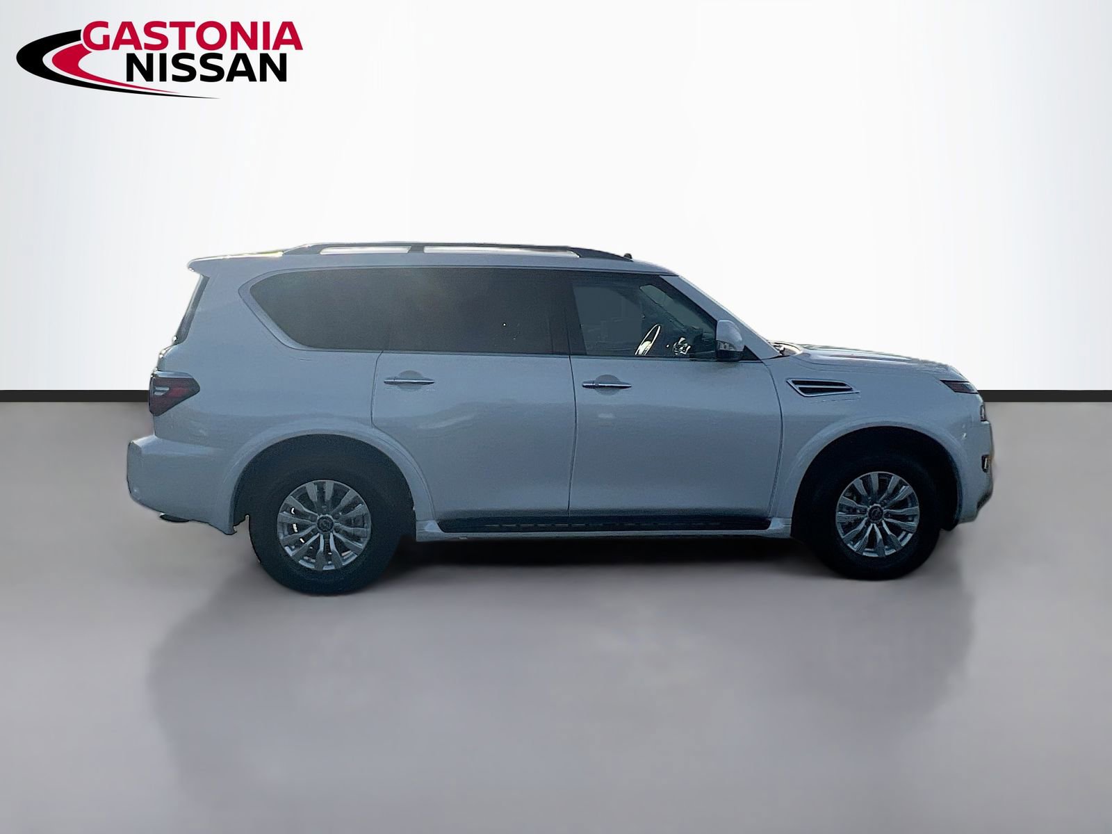 Used 2023 Nissan Armada SV image 10