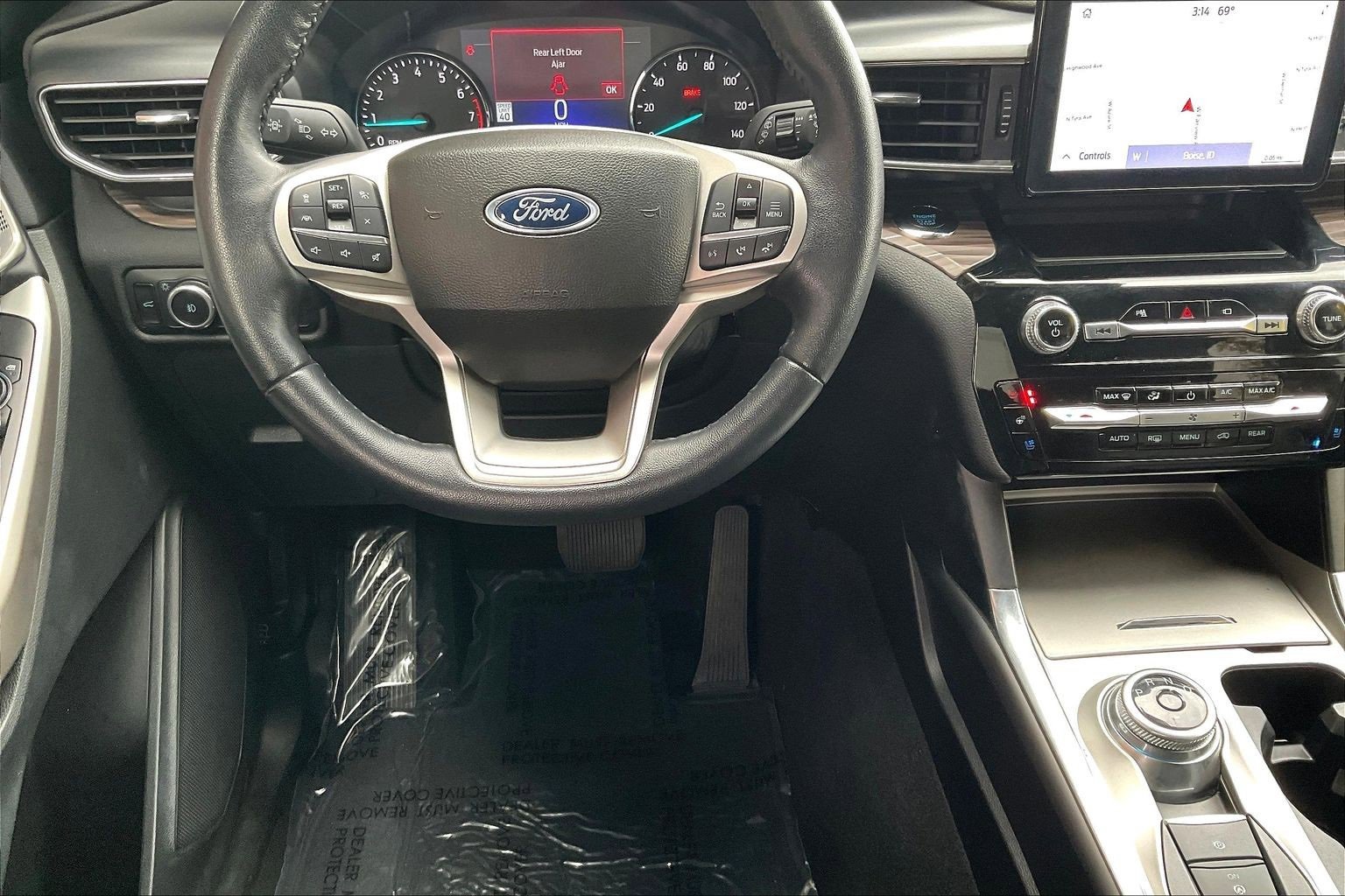 Used 2023 Ford Explorer Limited image 8