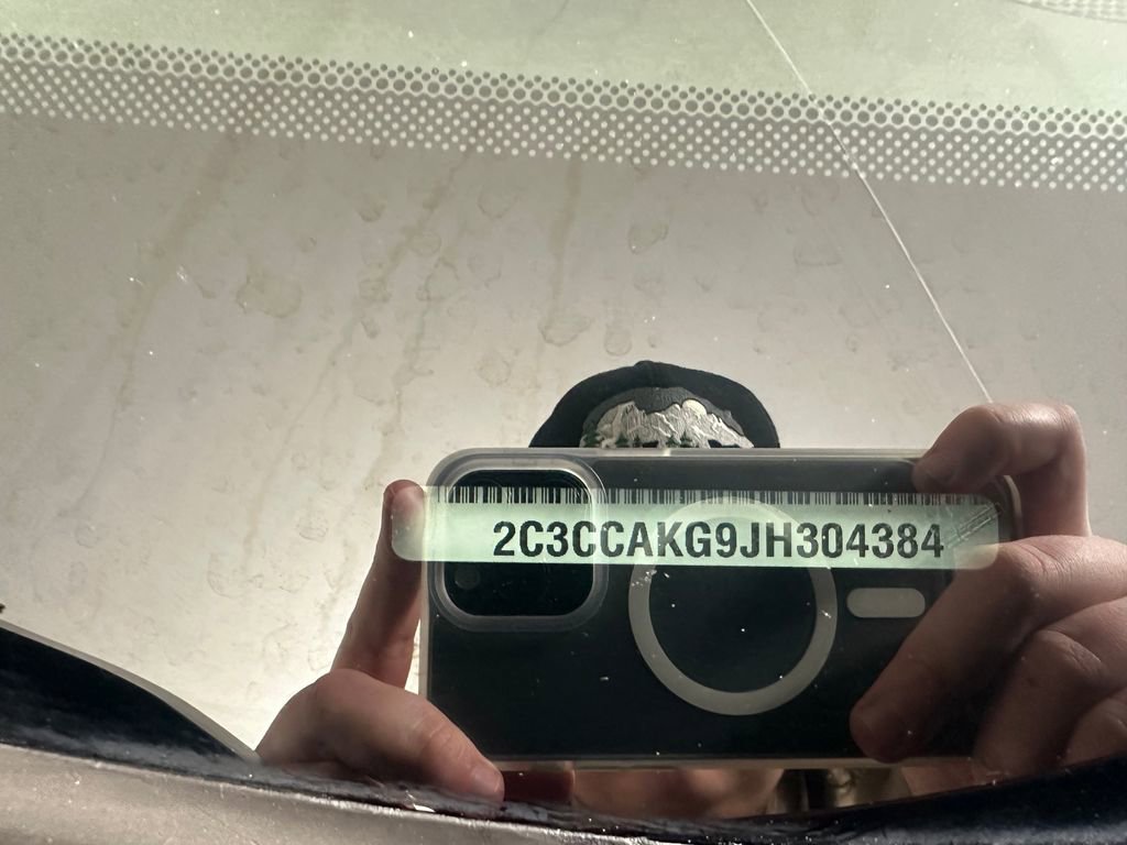 Used 2018 Chrysler 300 Limited w/ Safetytec Plus Group image 35