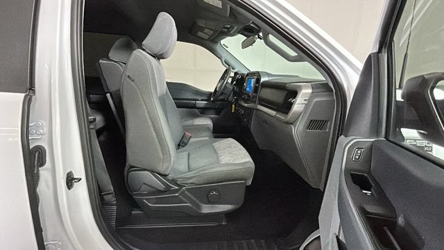 Used 2023 Ford F150 XLT AWD/4WD image 30