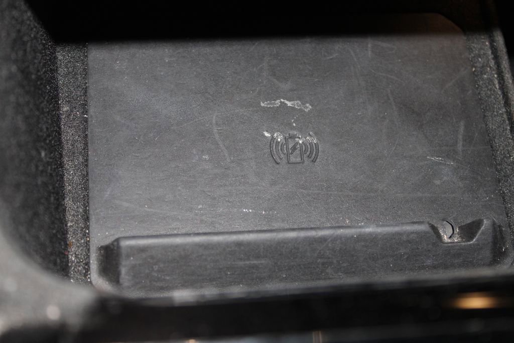 Used 2024 Jeep Wagoneer Series III AWD/4WD image 52