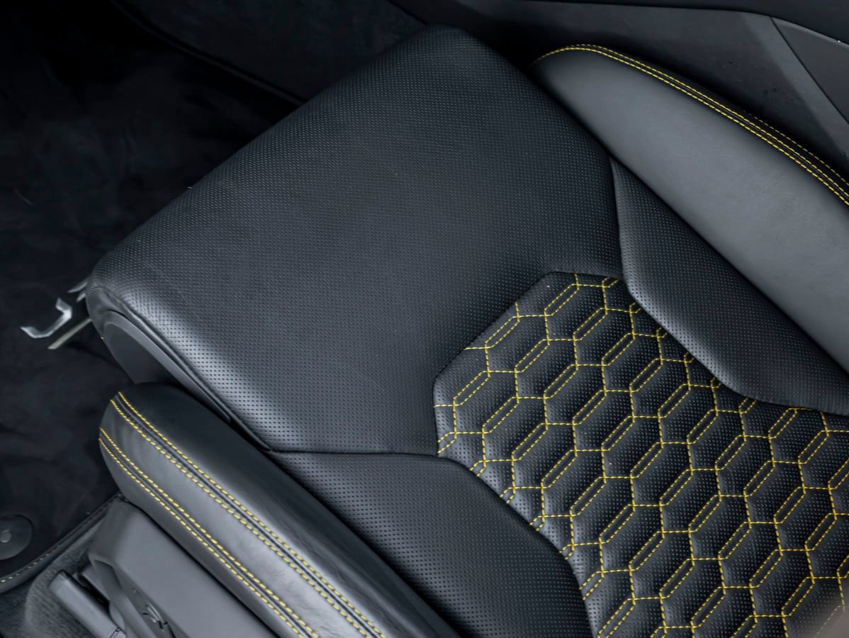 Used 2021 Lamborghini Urus AWD/4WD image 15