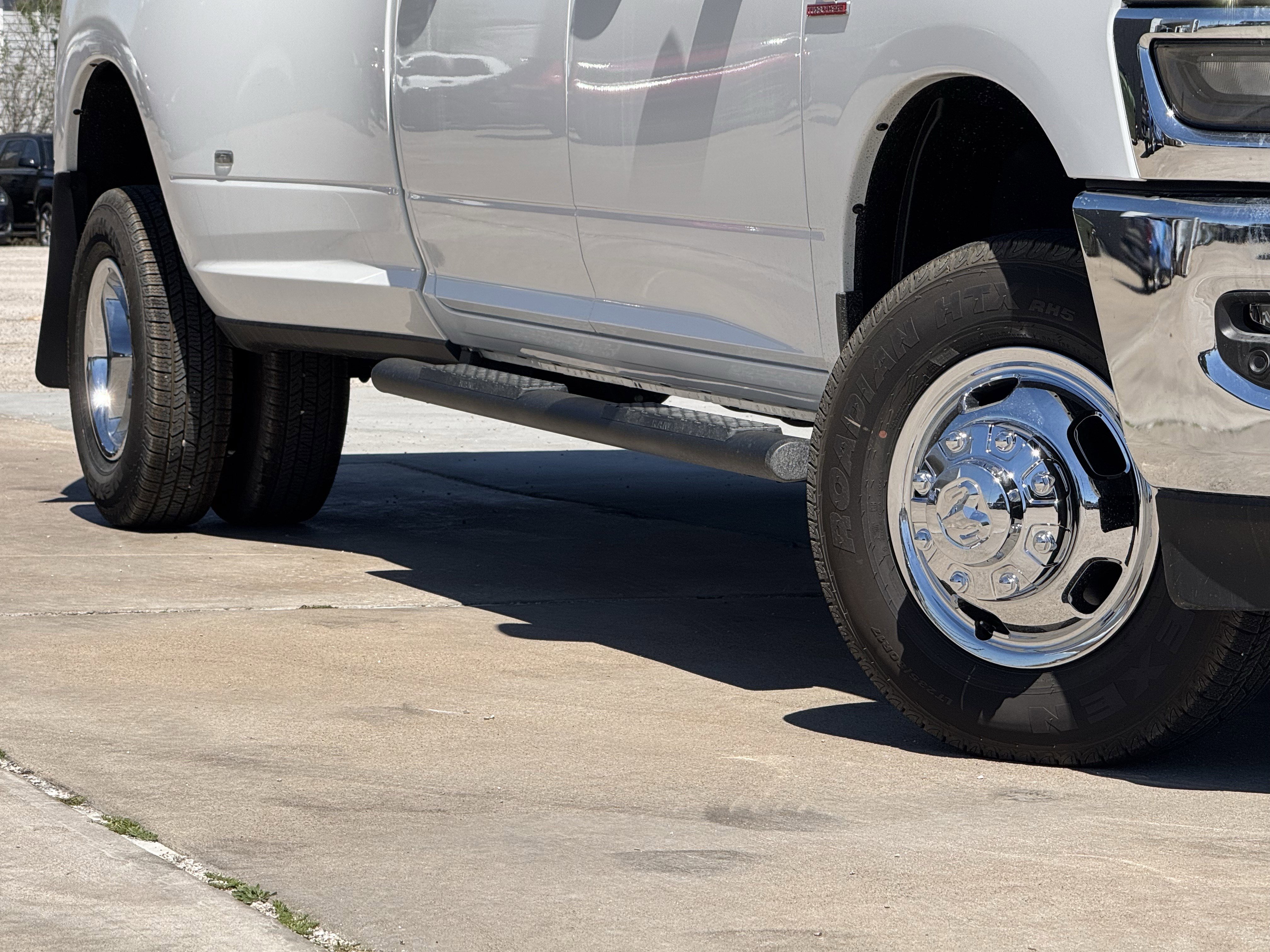 New 2026 RAM 3500 Tradesman AWD/4WD image 12