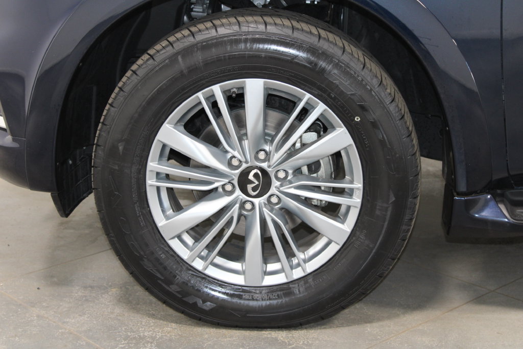 Used 2024 INFINITI QX80 Luxe RWD image 21