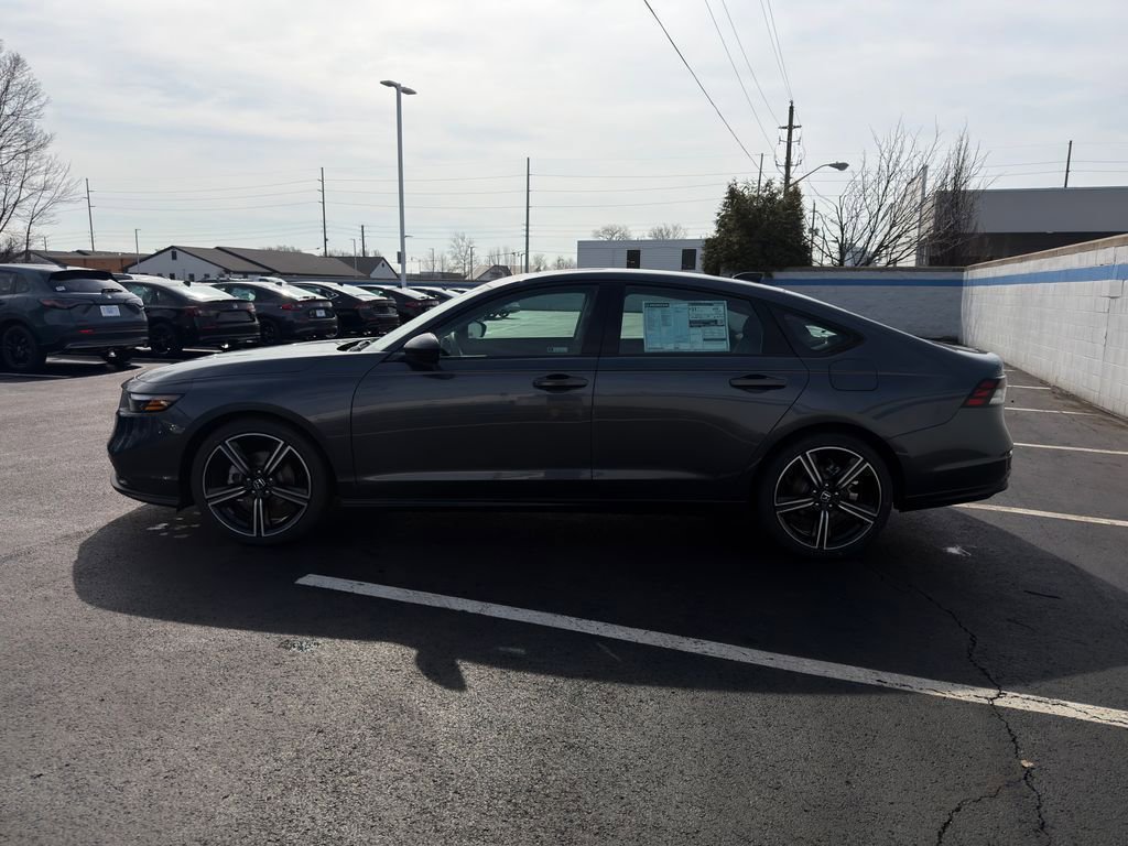 Used 2026 Honda Accord SE image 2