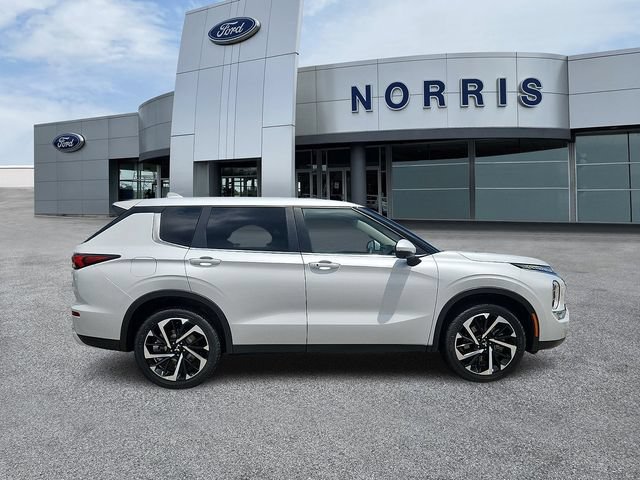Used 2024 Mitsubishi Outlander SE AWD/4WD image 5