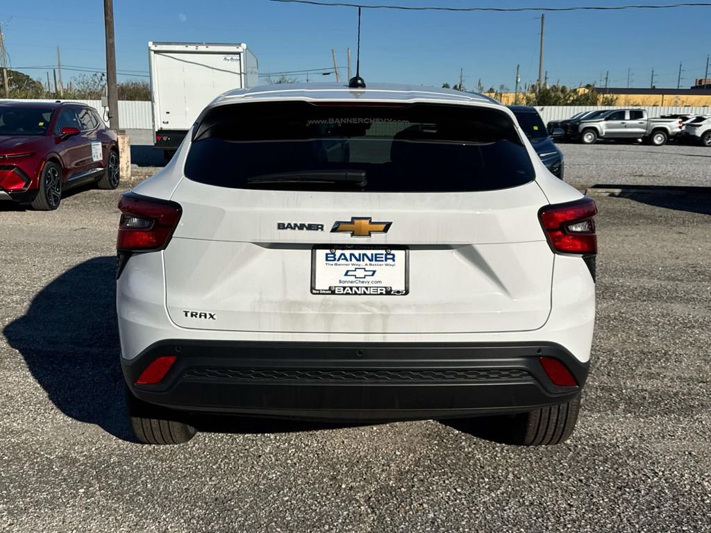 New 2026 Chevrolet Trax LS w/ LS Convenience Package image 6