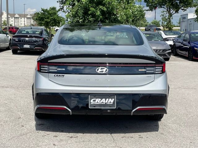 New 2025 Hyundai Sonata Limited FWD image 6