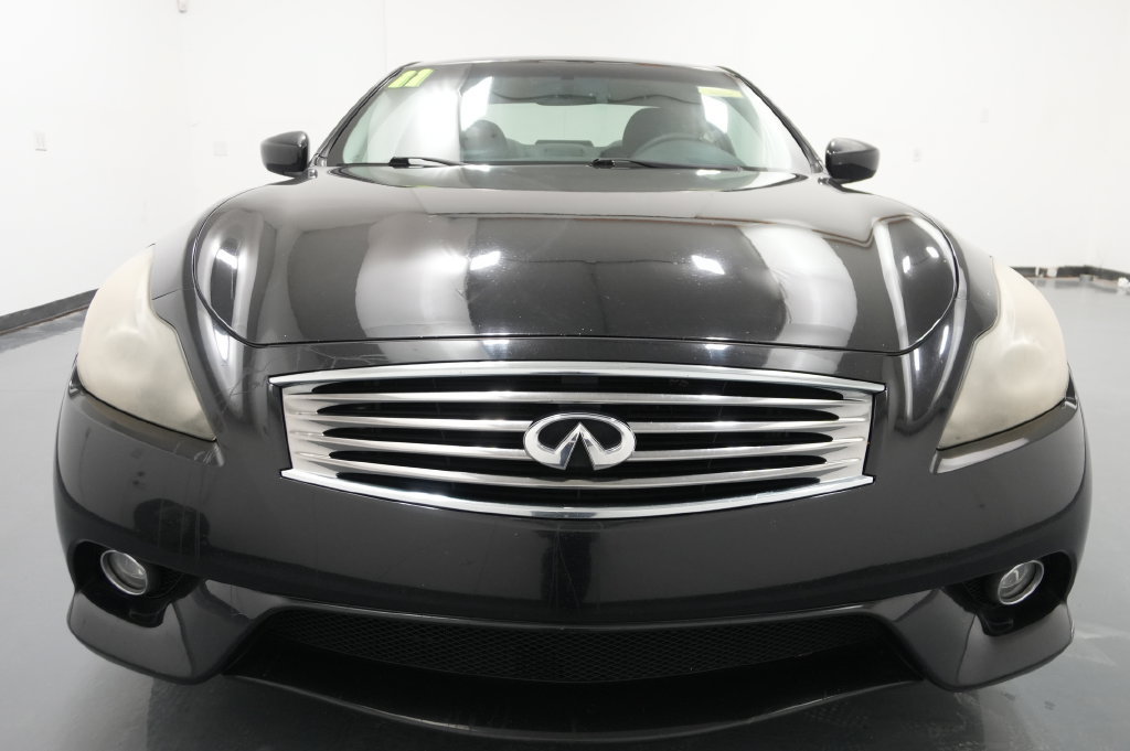 Used 2011 INFINITI G37 Journey w/ Premium Pkg RWD image 2