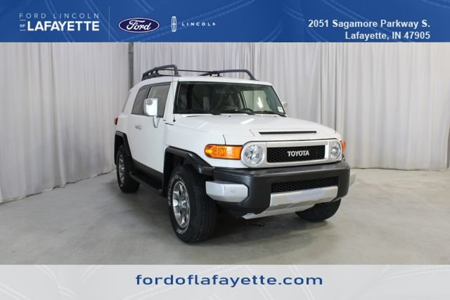 Used 2013 Toyota FJ Cruiser 4WD w/ Upgrade Pkg image 1