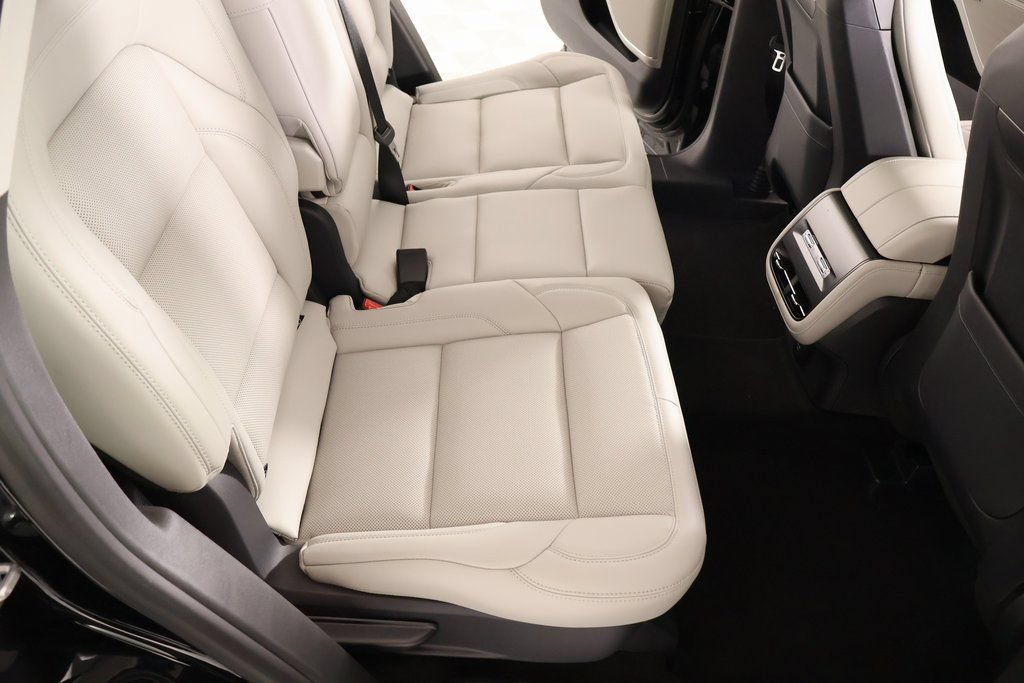 New 2026 Lincoln Nautilus Premier w/ Equipment Group 102A AWD/4WD image 14