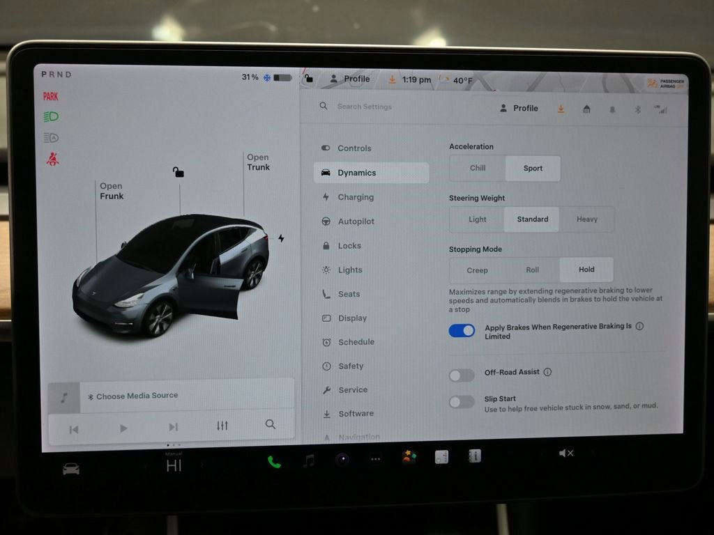 Used 2021 Tesla Model Y Long Range image 25