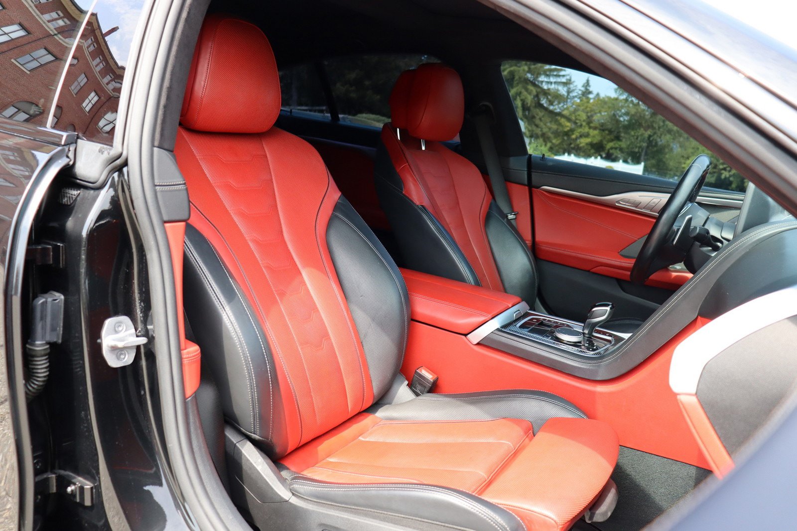 Used 2024 BMW M850i Gran Coupe xDrive AWD/4WD image 30