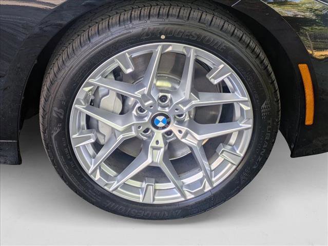 Used 2025 BMW 330i Sedan image 10