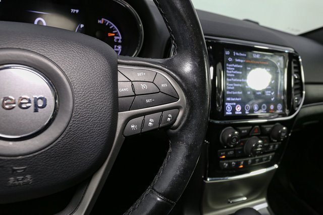 Used 2020 Jeep Grand Cherokee Limited w/ Luxury Group II image 38