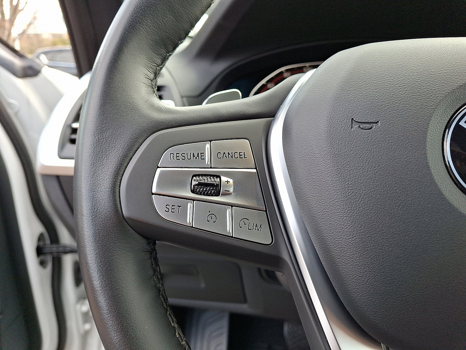 Used 2022 BMW X3 xDrive30i w/ Convenience Package w/ZPA image 21