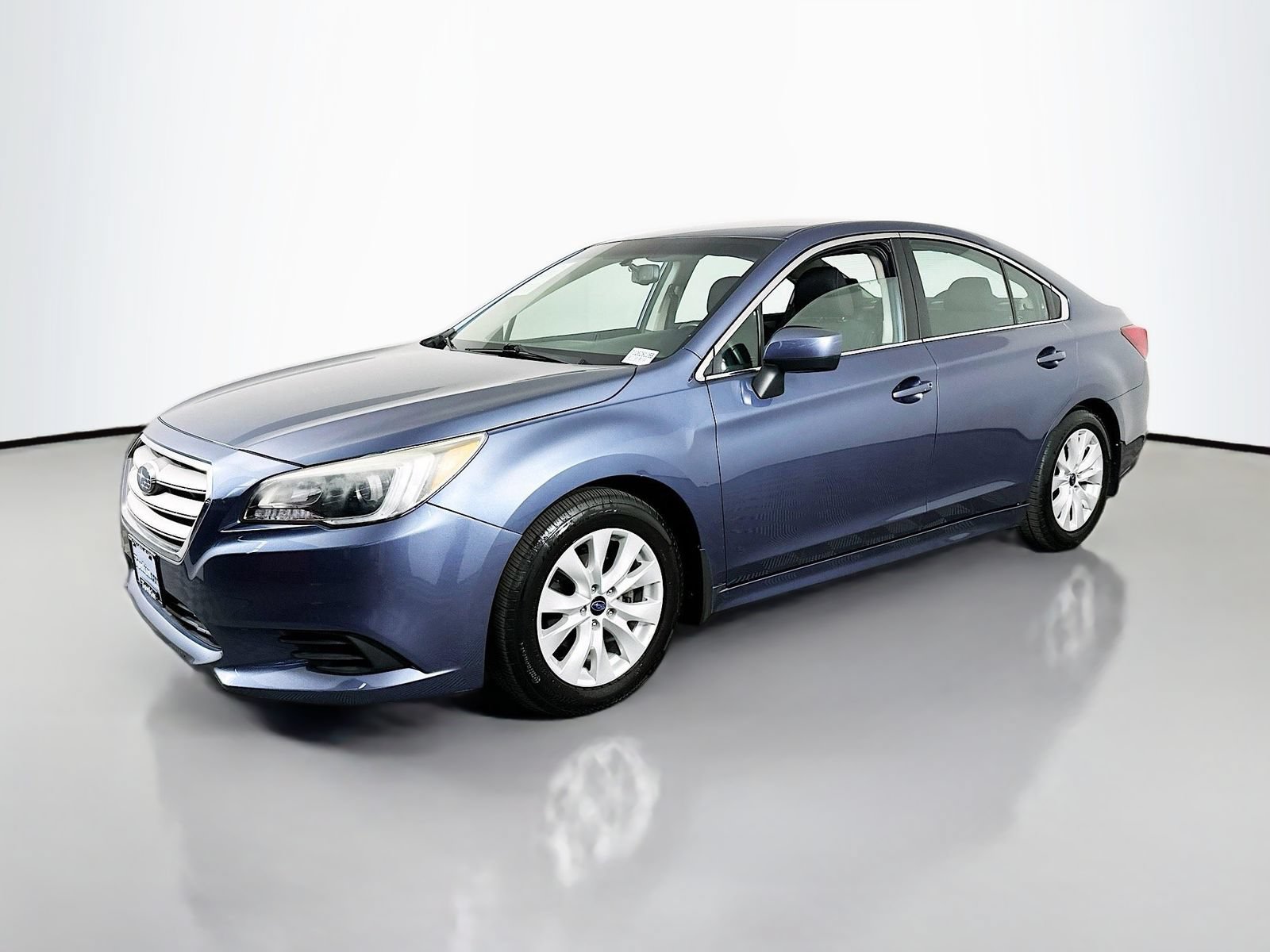 Used 2016 Subaru Legacy 2.5i Premium w/ Popular Package #1 AWD/4WD image 3