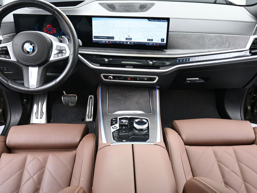 Used 2024 BMW X5 xDrive40i w/ Executive Package image 13