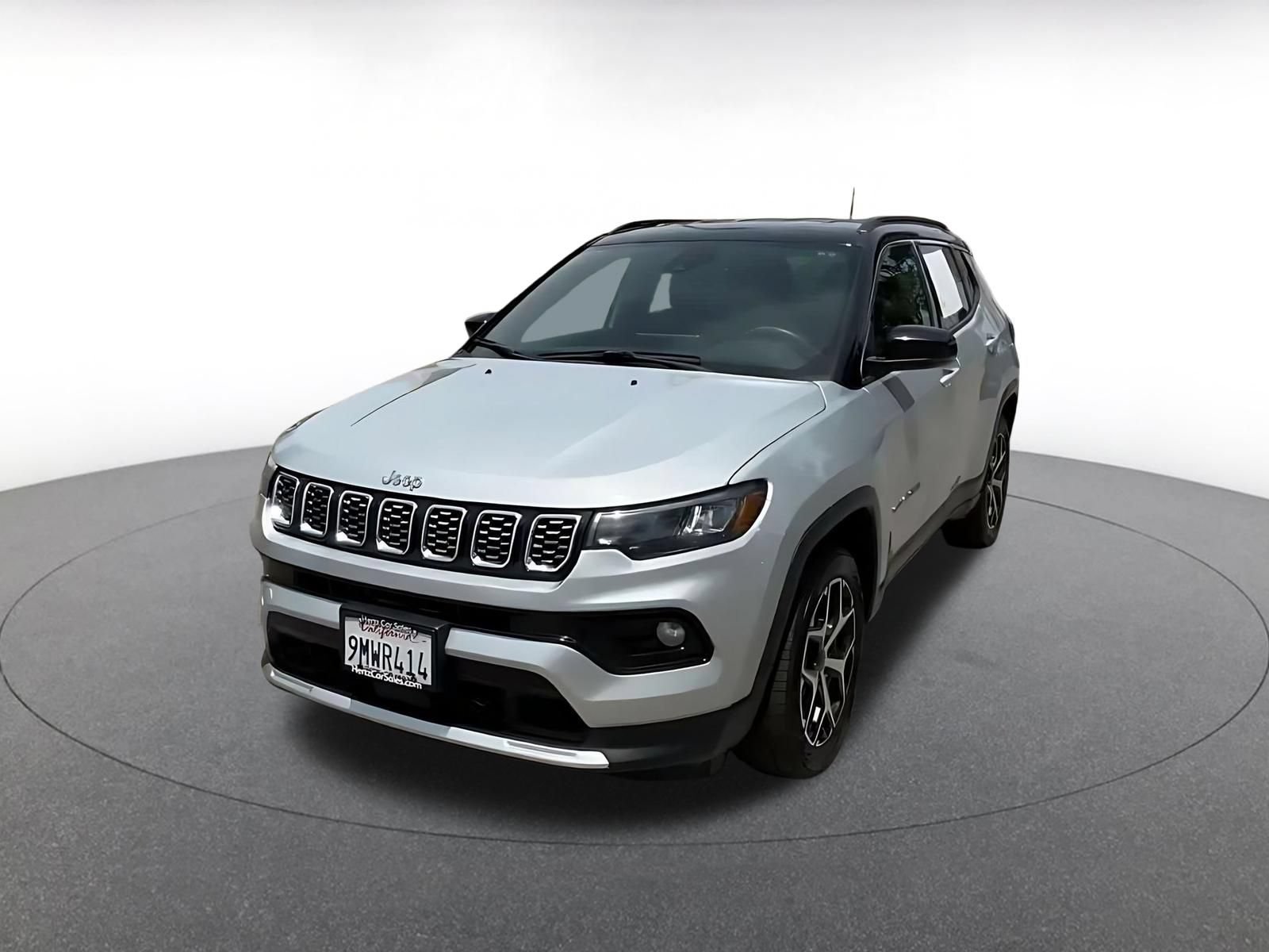 Used 2025 Jeep Compass Limited AWD/4WD image 6