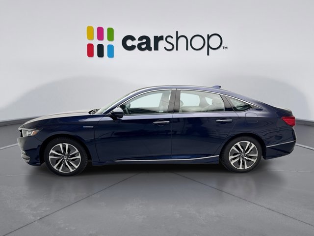 Used 2020 Honda Accord Touring image 2