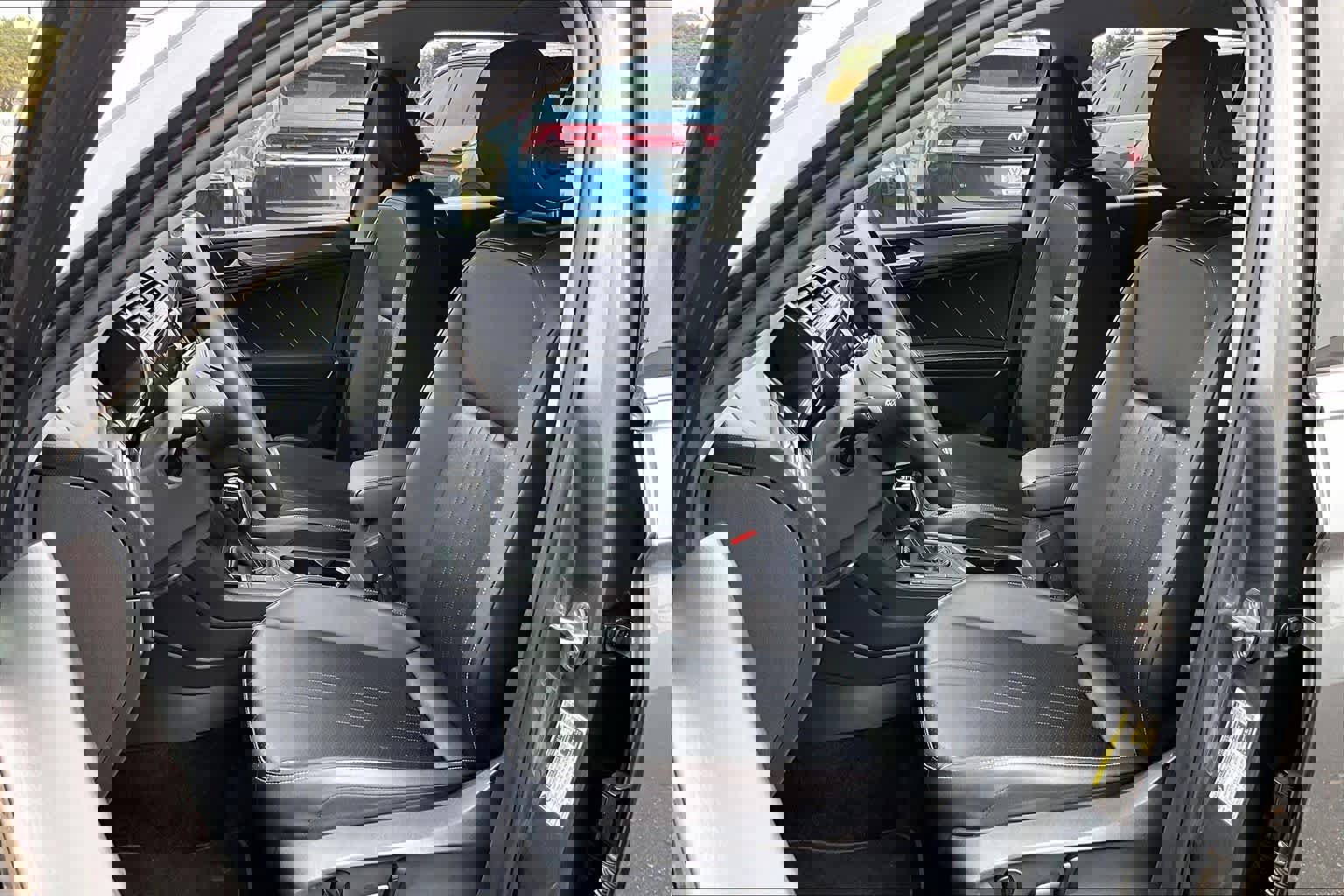 Certified 2022 Volkswagen Tiguan SE image 8