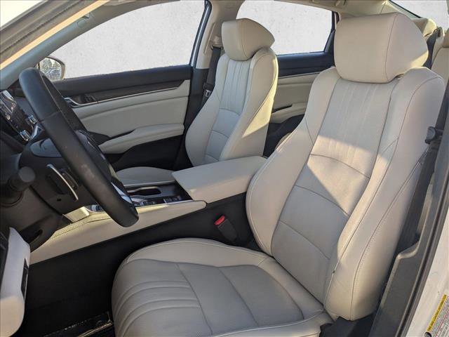 Used 2020 Honda Accord Touring image 17